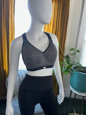 Victoria's Secret Gray & Black VSX Medium-Impact Sports Bra